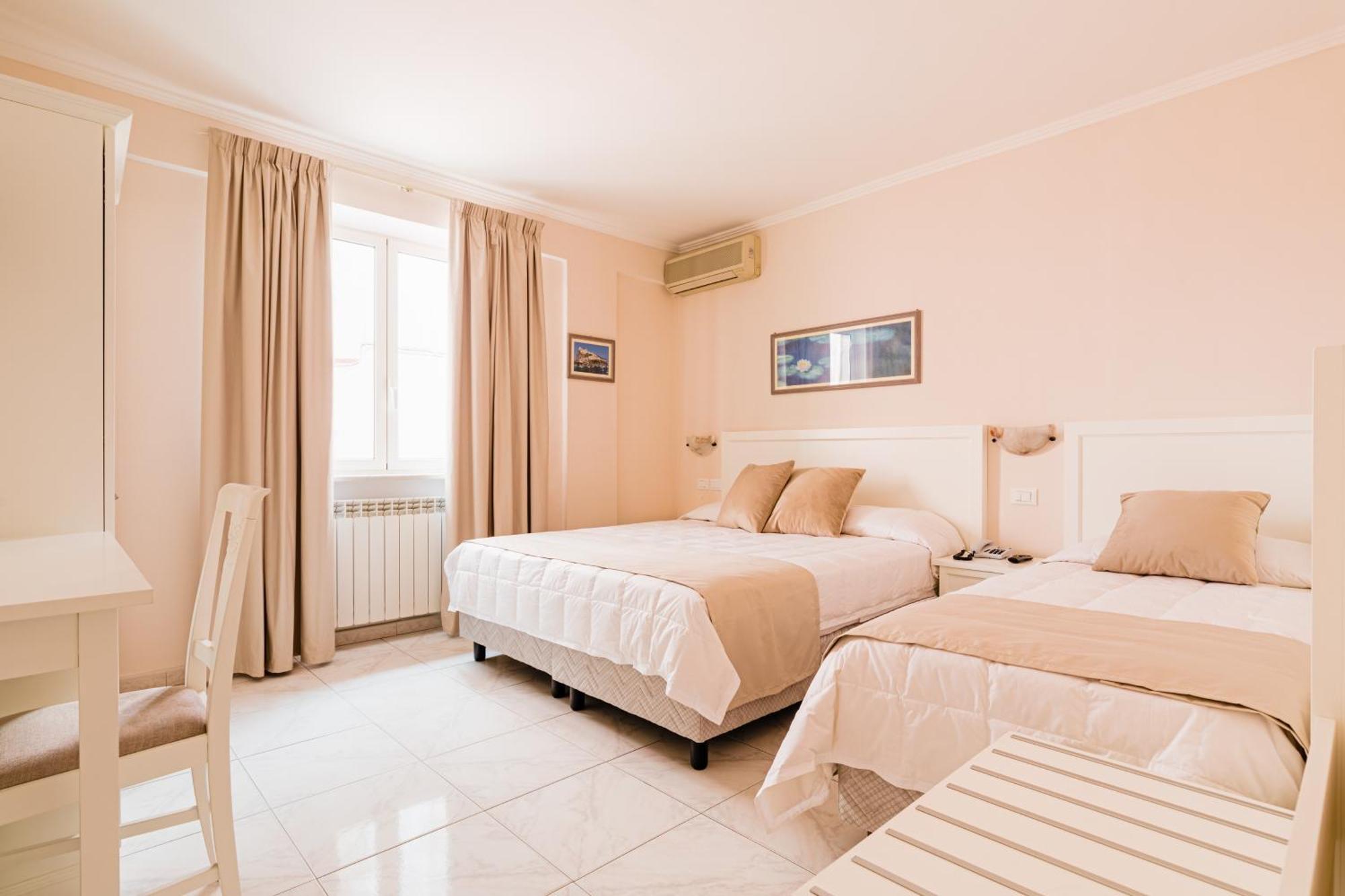 Hotel Da Raffaele Ischia Ngoại thất bức ảnh